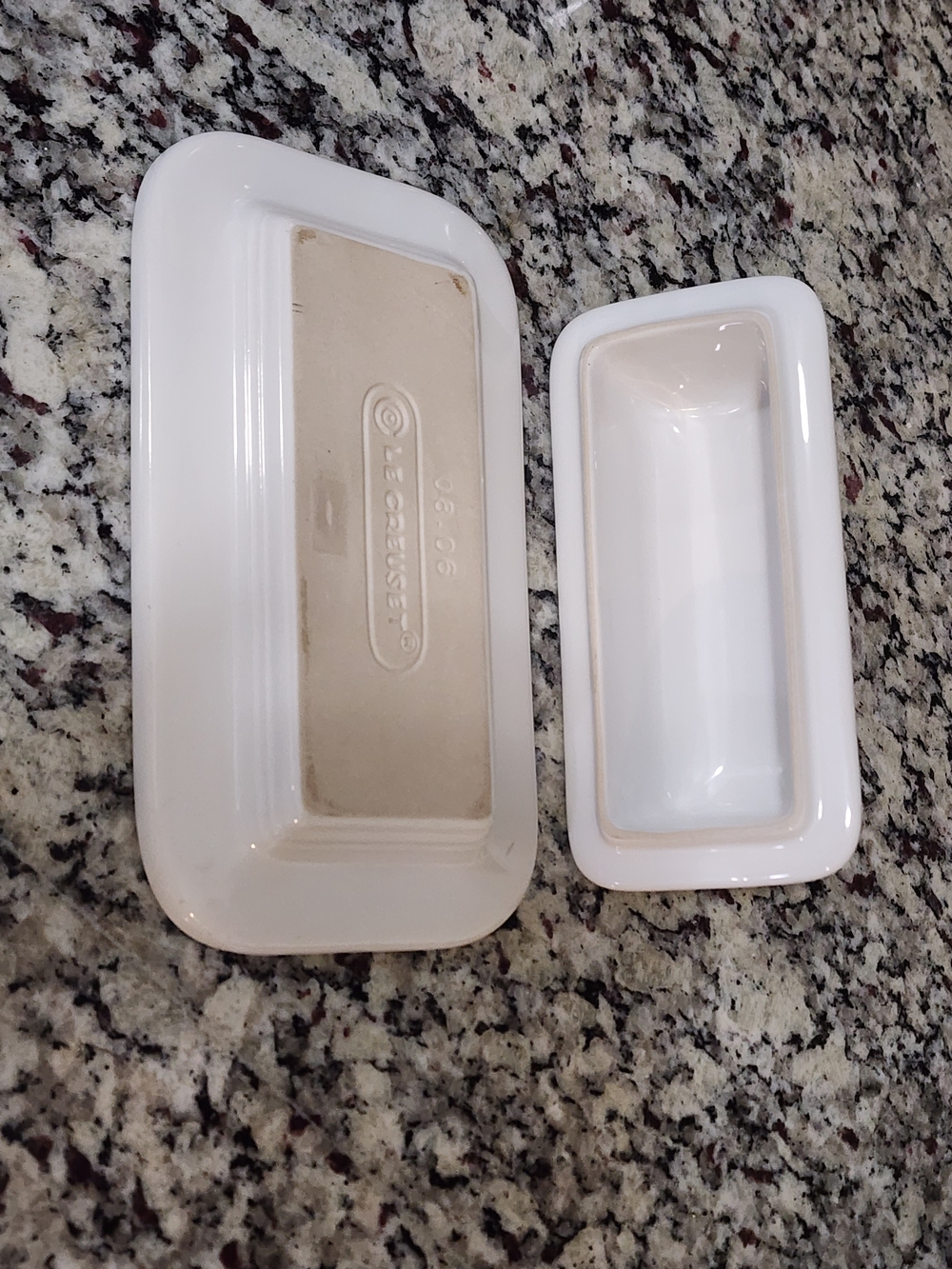 Le Creuset White Ceramic Butter Dish - Picture 5 of 5